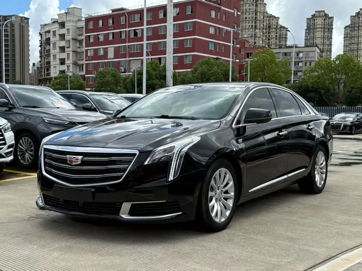 CADILLAC XTS