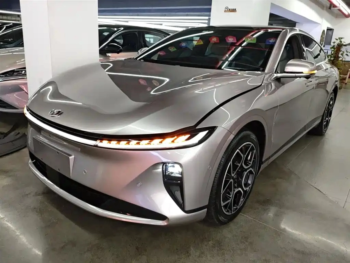 CHANGAN QIYUAN A07  2024