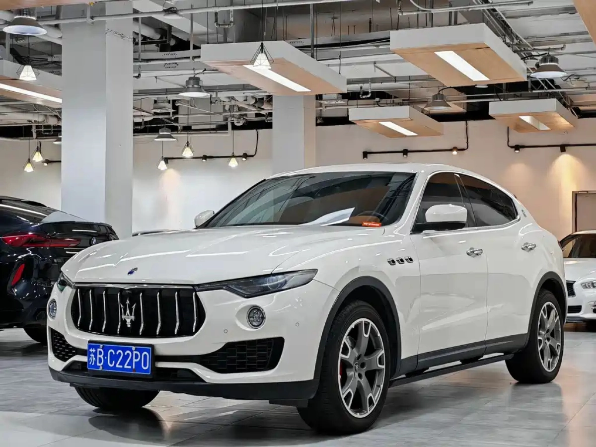 MASERATI LEVANTE