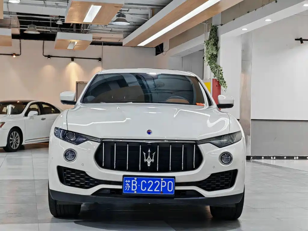 MASERATI LEVANTE