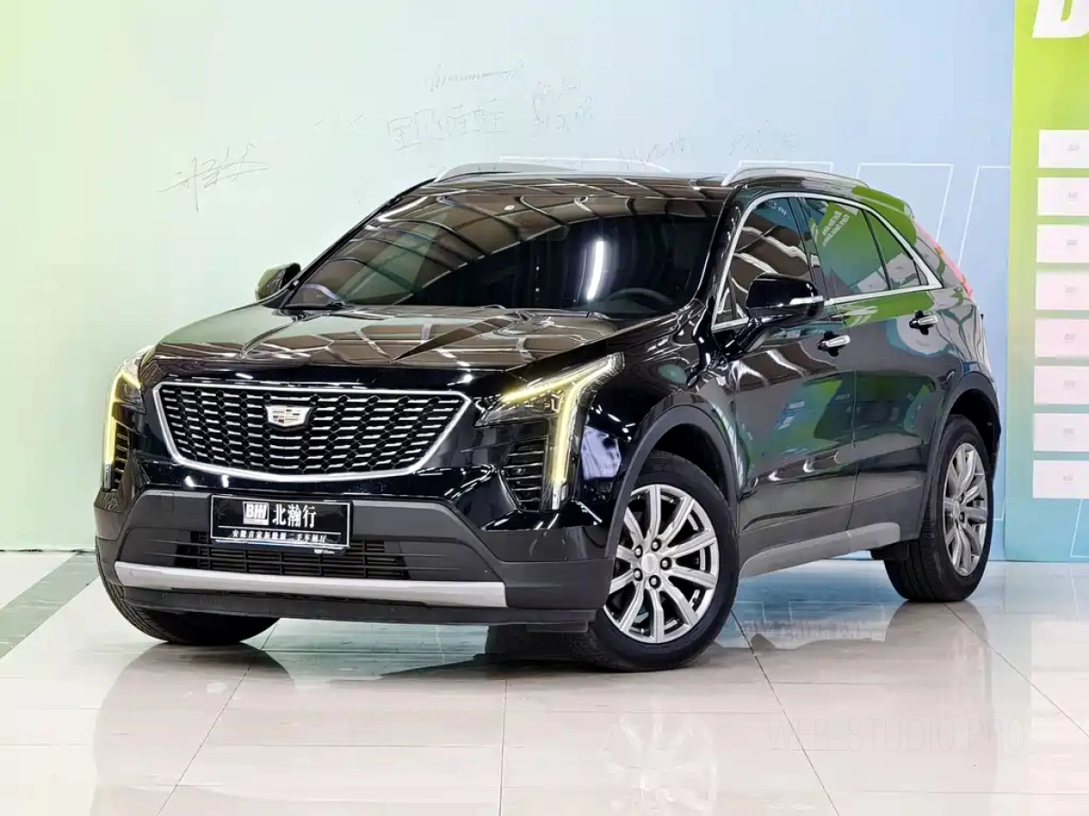 CADILLAC XT4