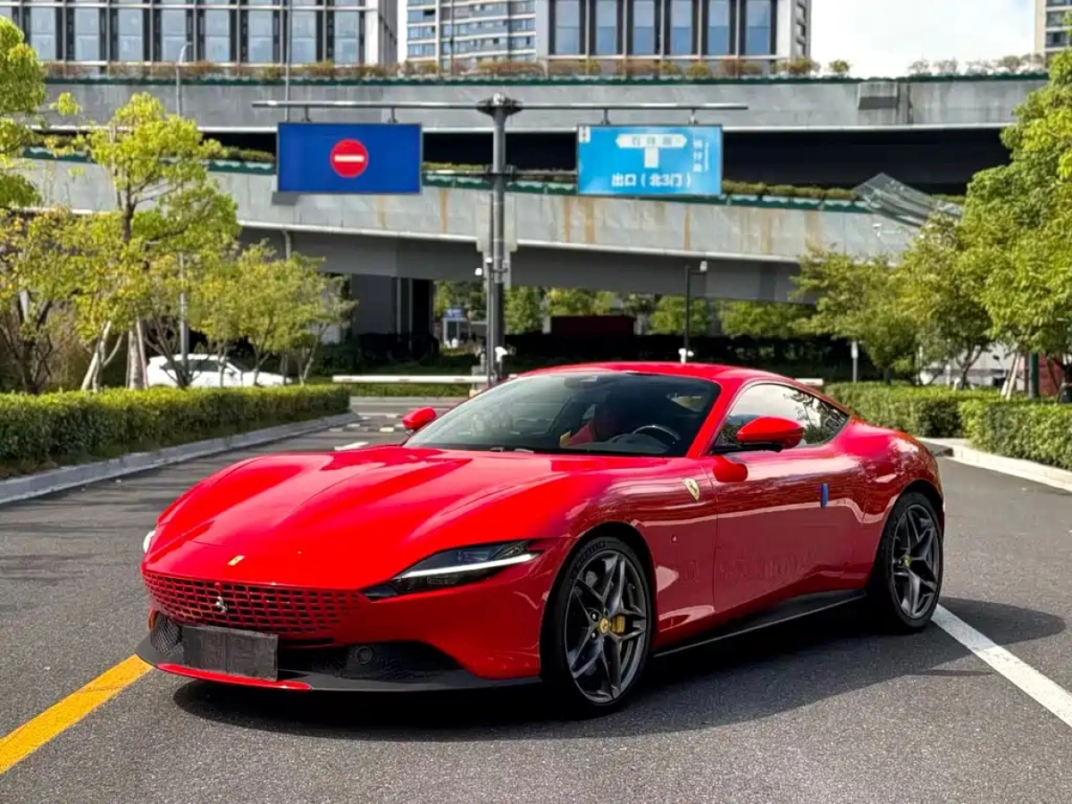 FERRARI ROMA