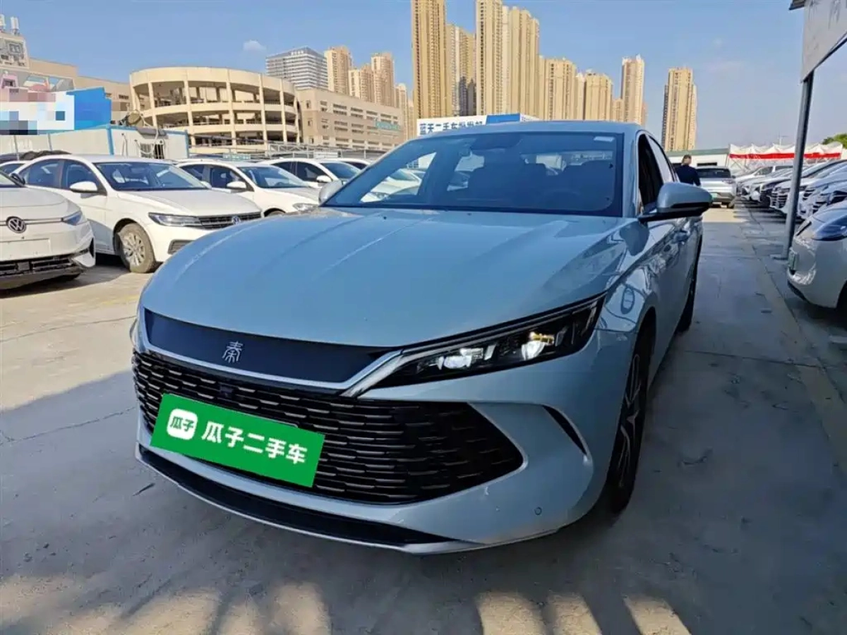 BYD QIN L  2024