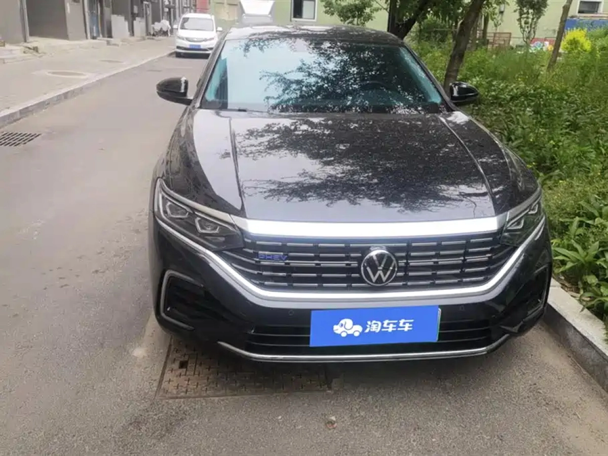 VOLKSWAGEN PASSAT NEW ENERGY