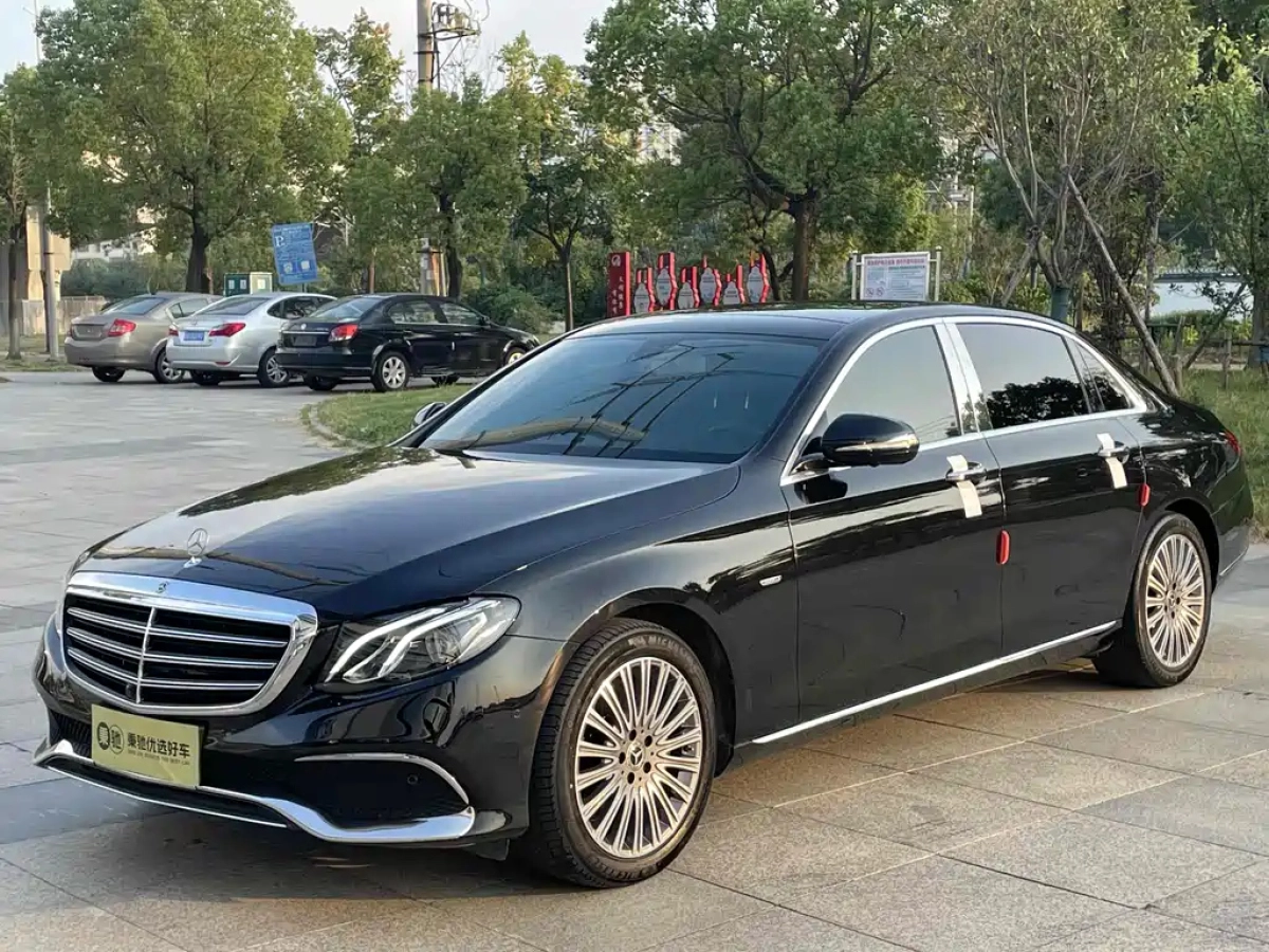 MERCEDES BENZ E-CLASS