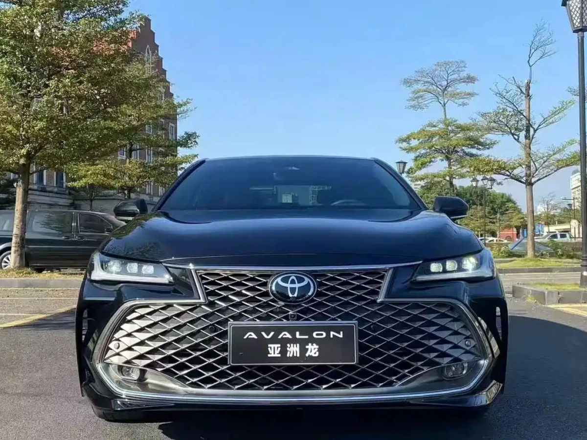 TOYOTA AVALON