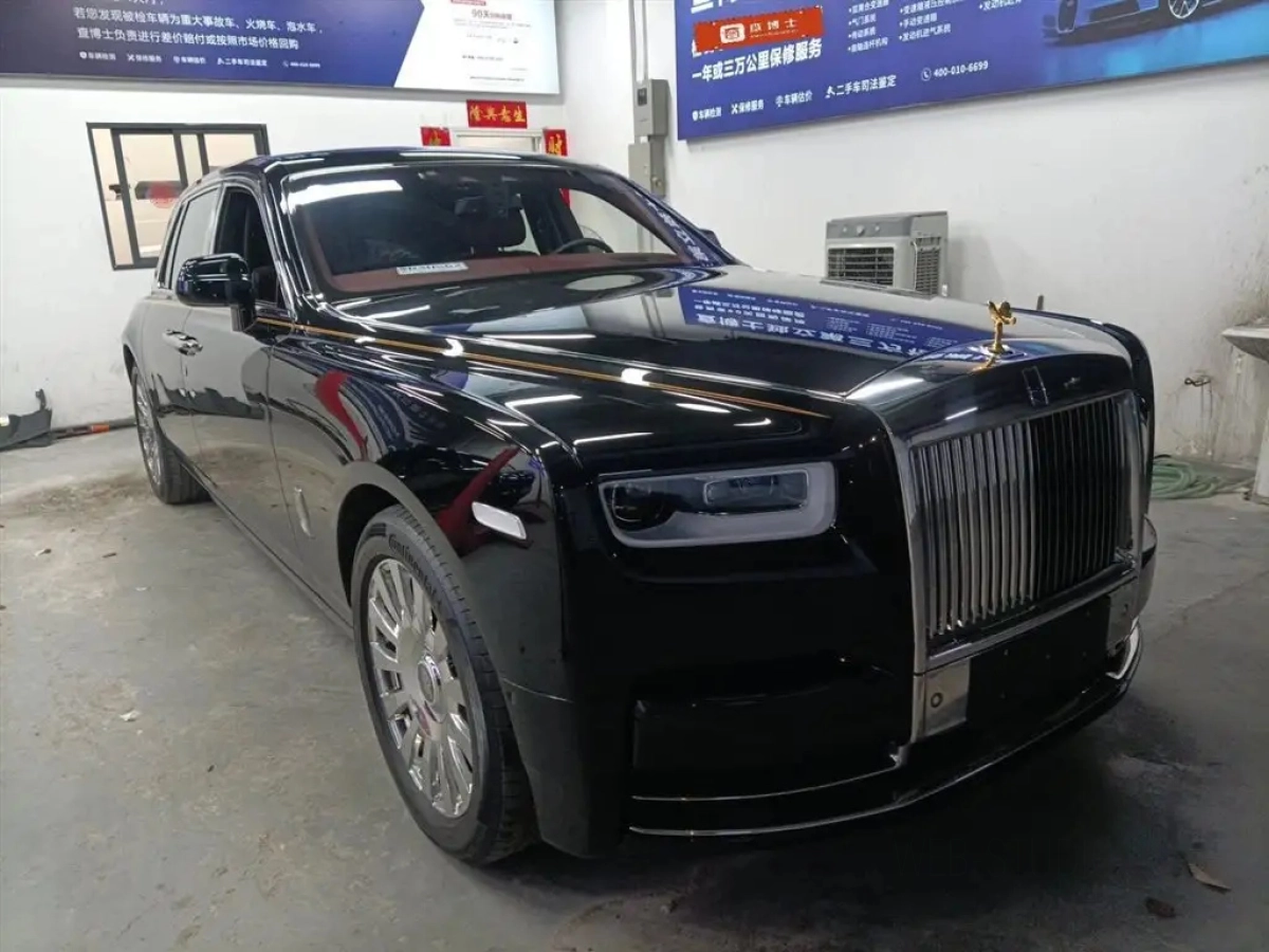 ROLLS ROYCE PHANTOM