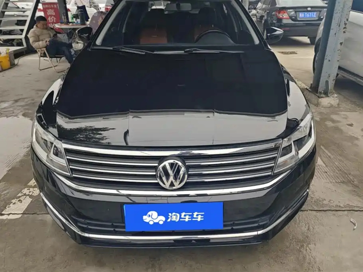 VOLKSWAGEN LAVIDA