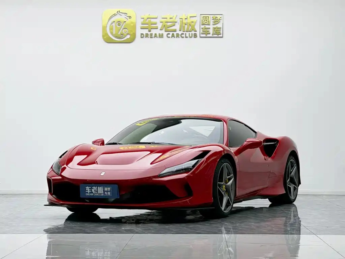 FERRARI F8