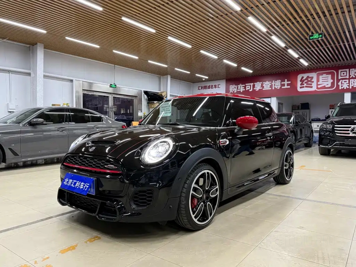 MINI JCW