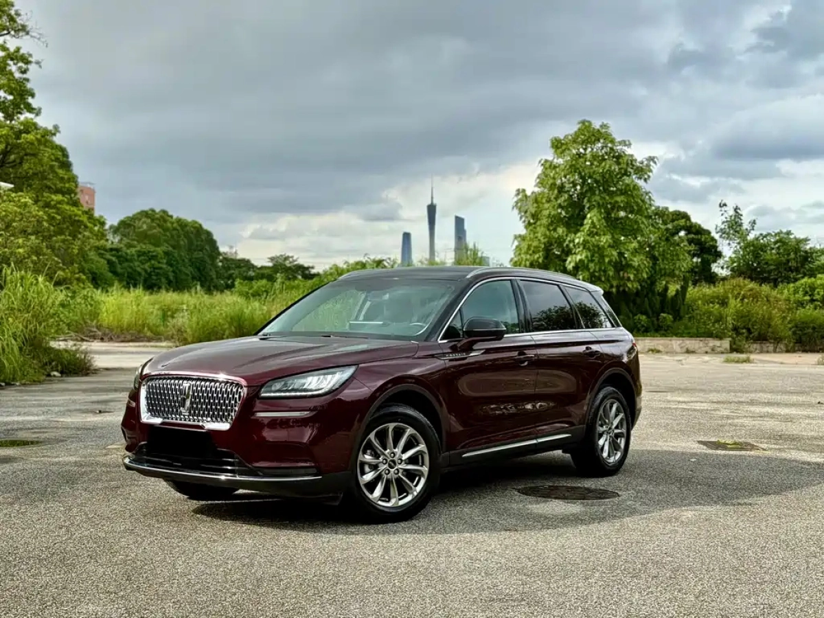 LINCOLN ADVENTURER  2020