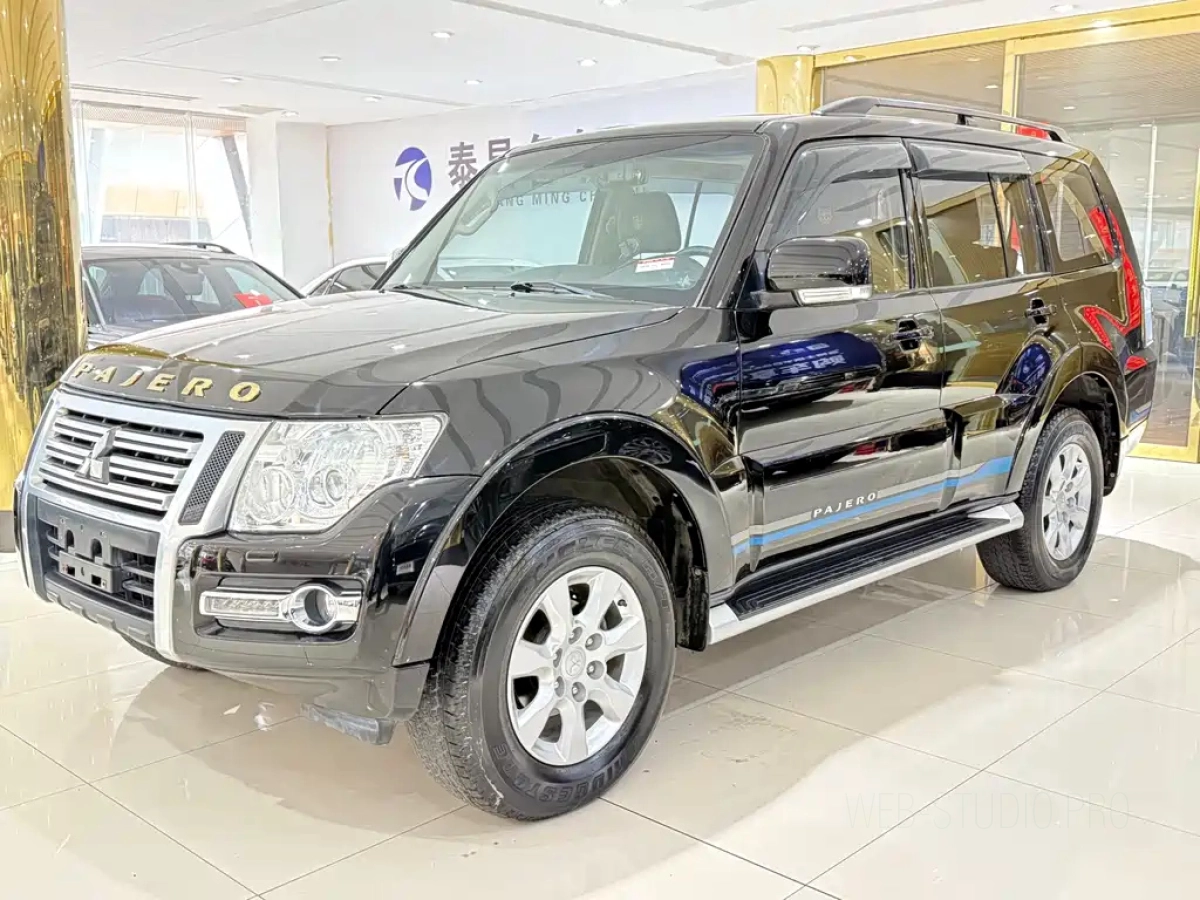 MITSUBISHI PAJERO IMPORT