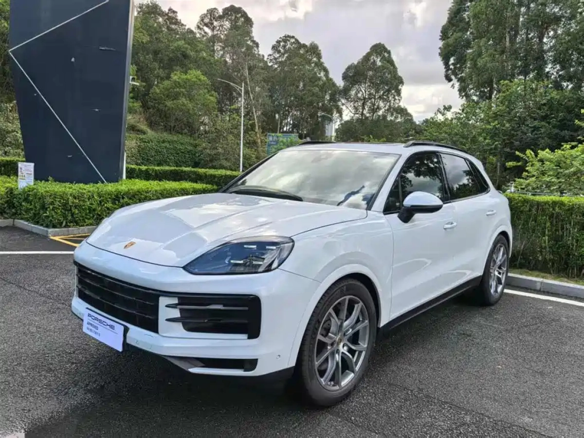 PORSCHE CAYENNE