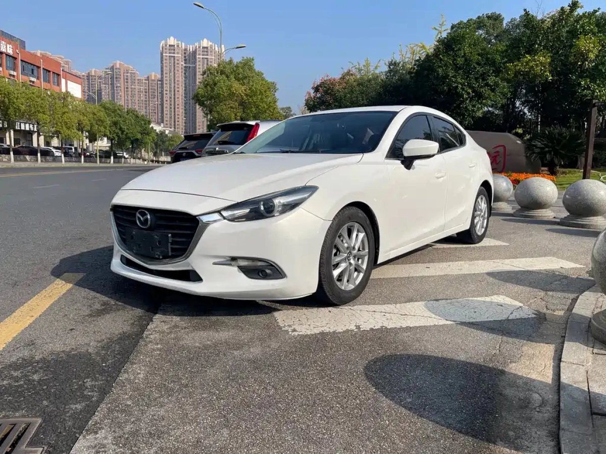 MAZDA 3 AXELA  2020