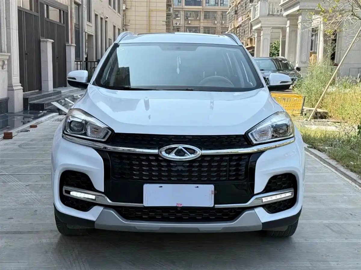 CHERY TIGGO 8