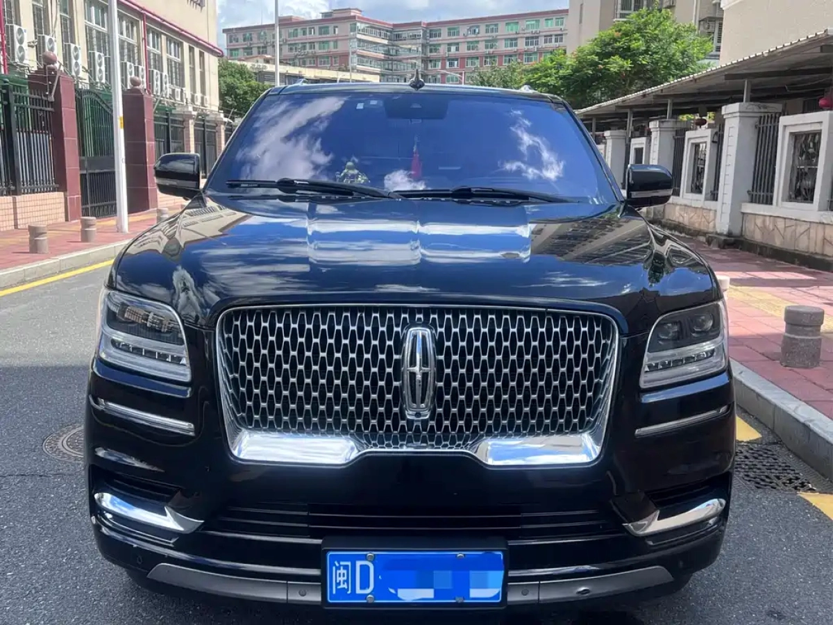 LINCOLN NAVIGATOR