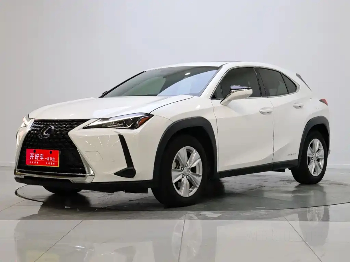 LEXUS UX  2019