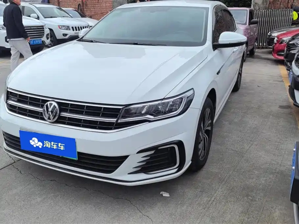 VOLKSWAGEN BORA . E-POWER  2021