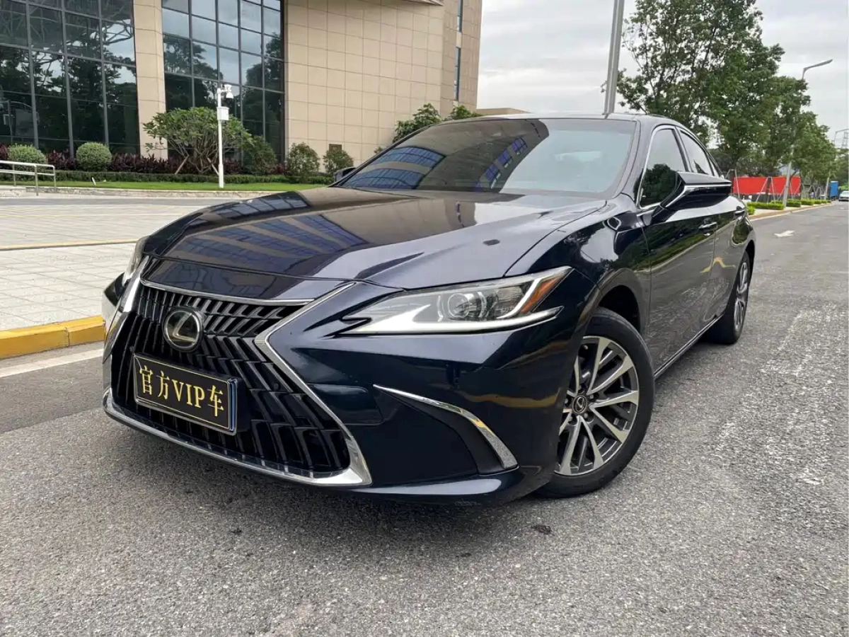 LEXUS ES  2023