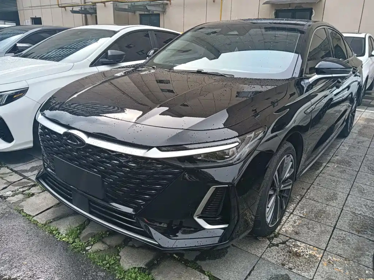 CHERY ARRIZO 8  2024