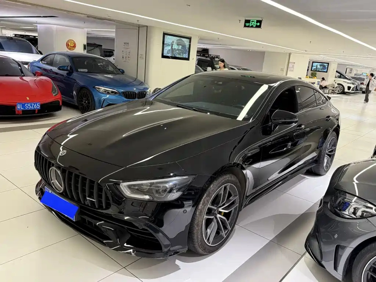 MERCEDES BENZ AMG GT  2020