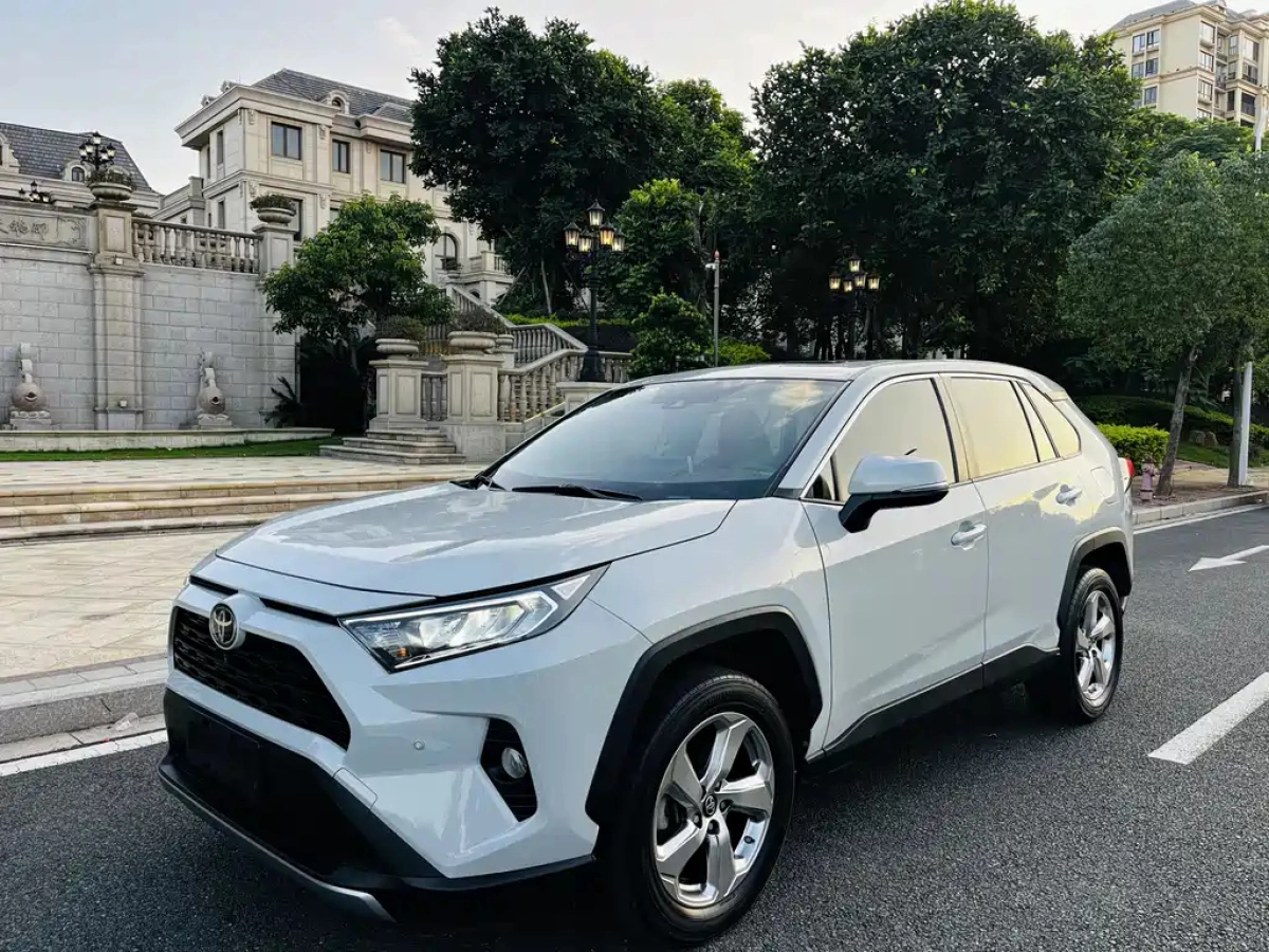 TOYOTA RAV4 RONGFANG  2020