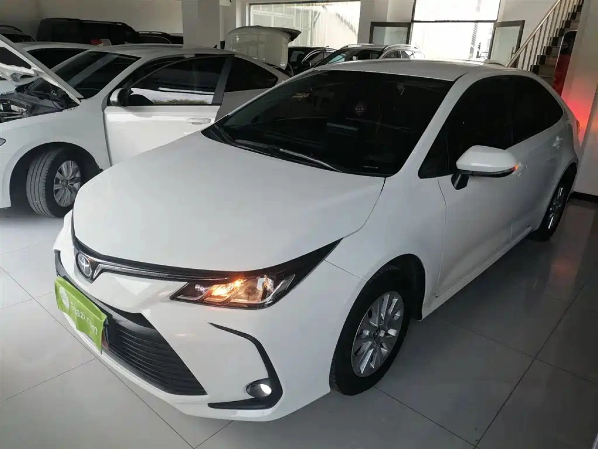 TOYOTA COROLLA  2023