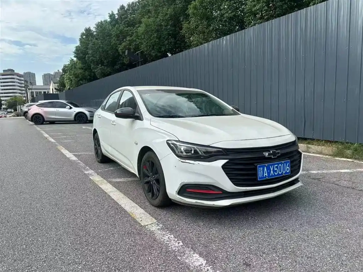 CHEVROLET CRUZE