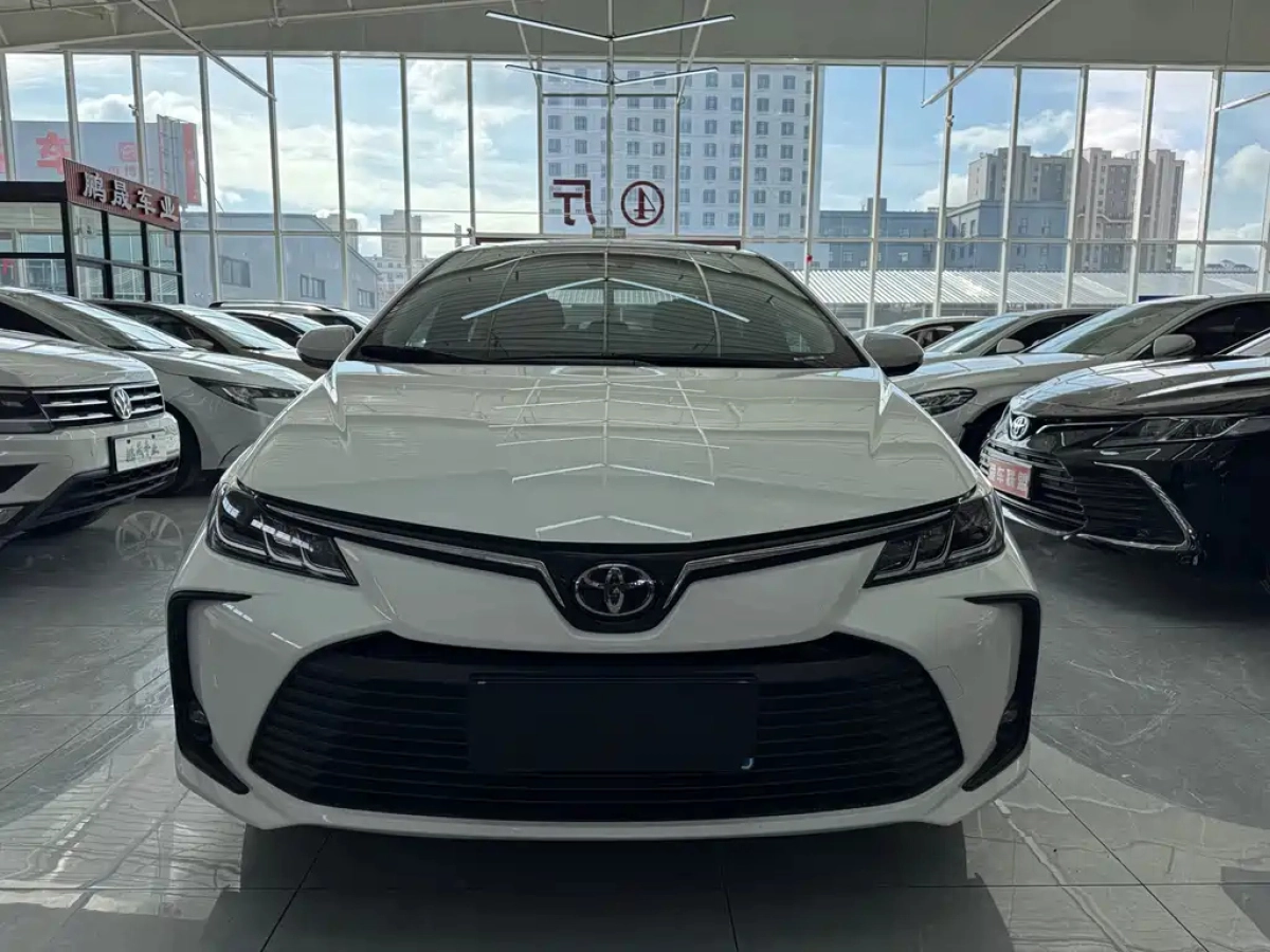 TOYOTA COROLLA