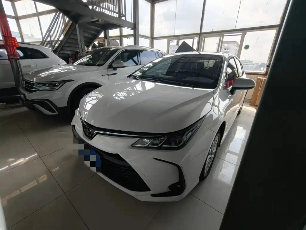 TOYOTA COROLLA  2023