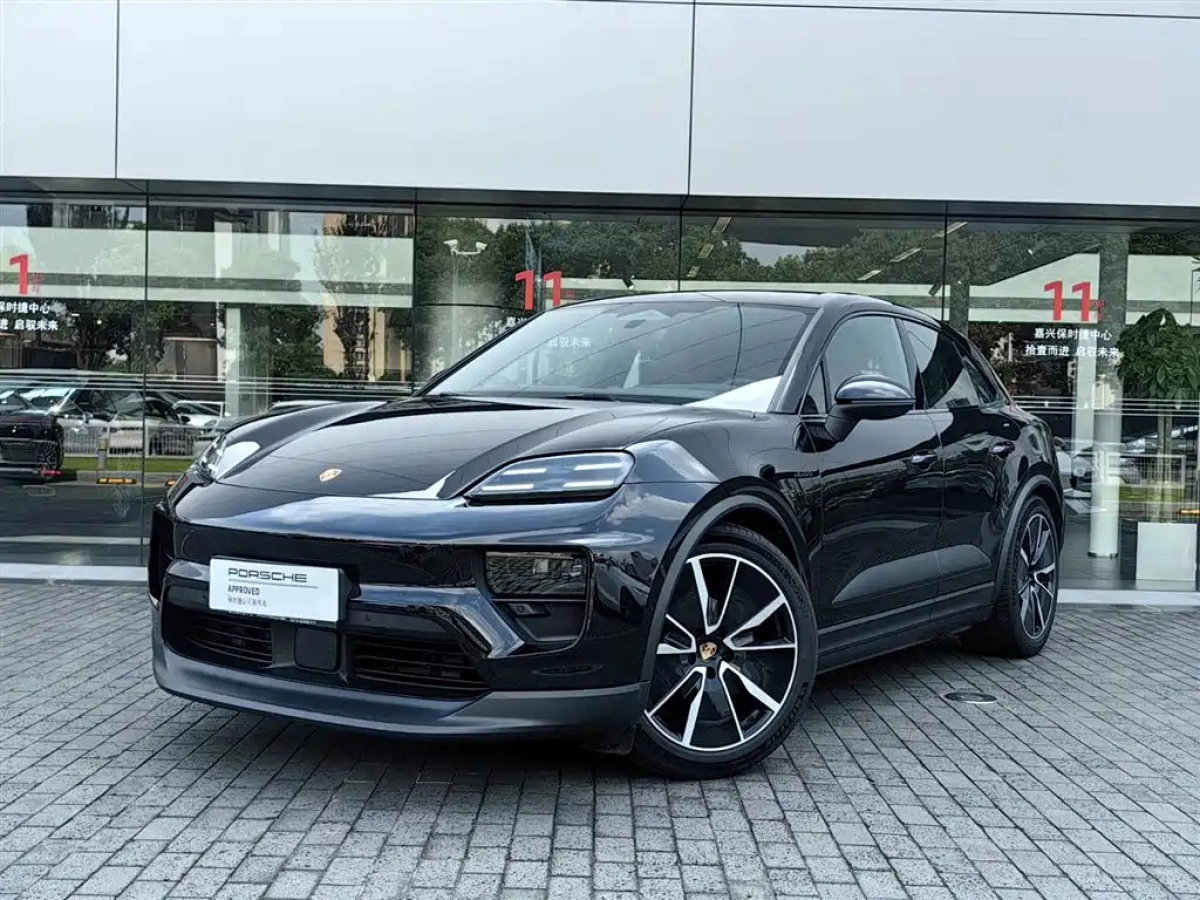 PORSCHE MACAN NEW ENERGY