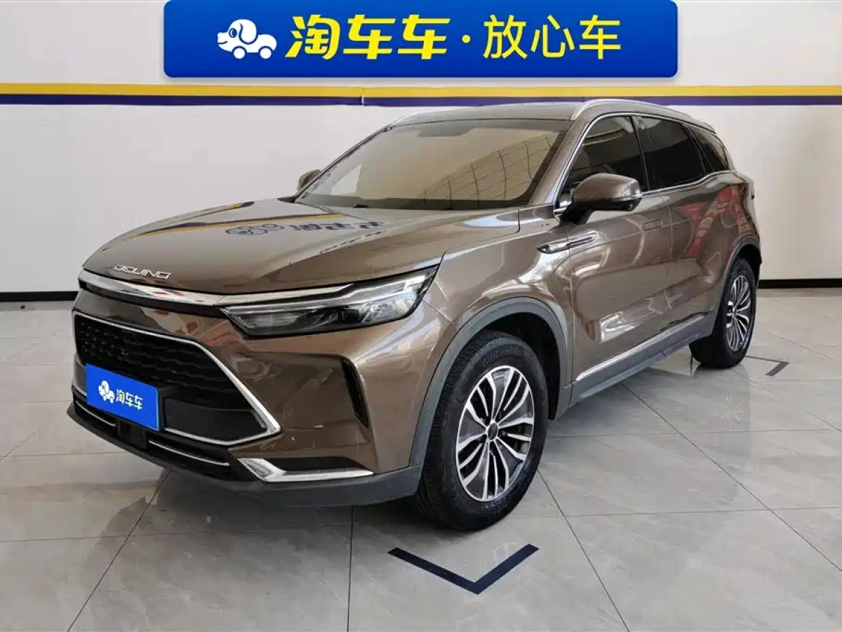BAIC X7  2021