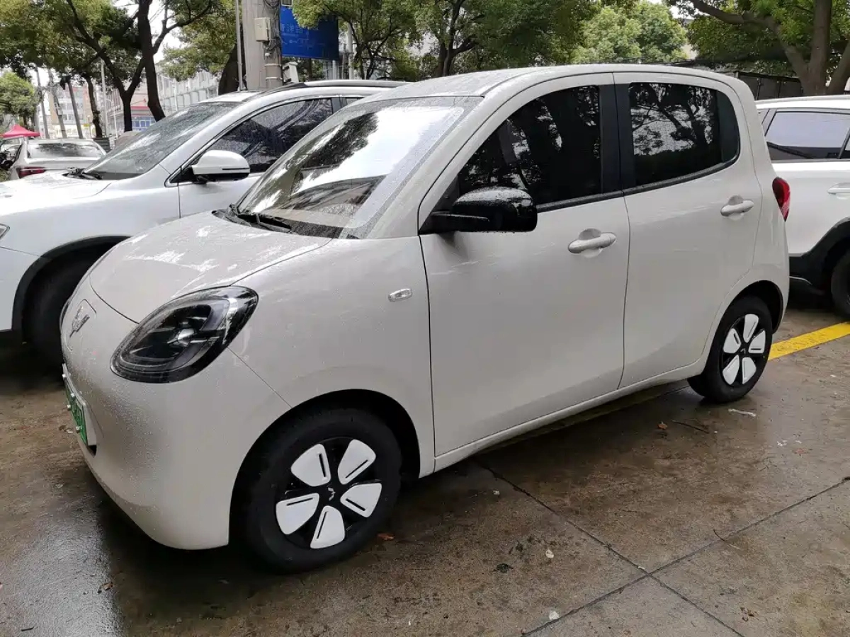 SGMW HONGGUANG MINIEV  2025