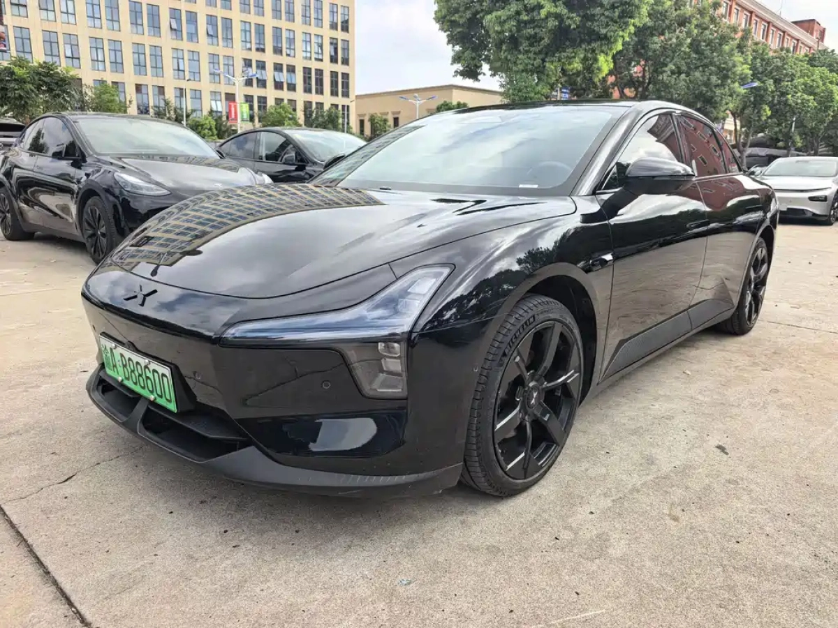 XPENG MOTORS MONA M03