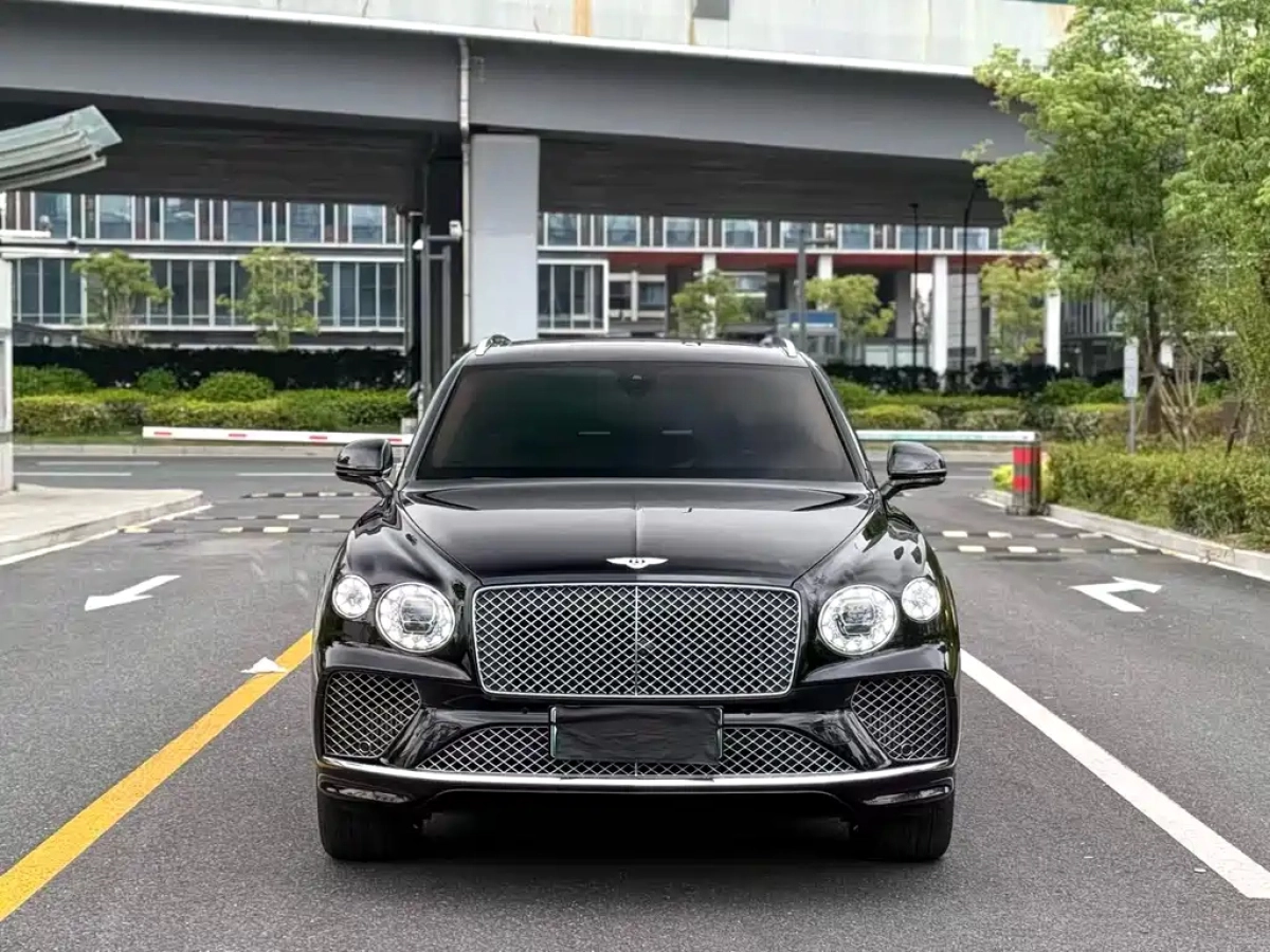 BENTLEY BENTAYGA PLUG IN HYBRID  2022