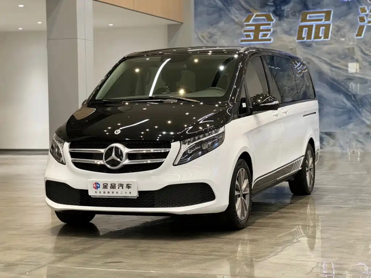 MERCEDES BENZ V-CLASS  2023