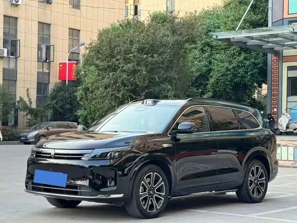 HUAWEI HARMON AITO M7  2024