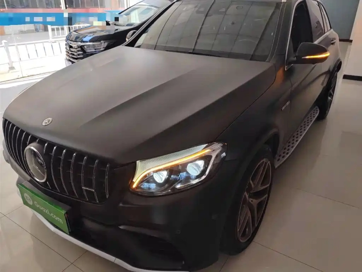 MERCEDES BENZ GLC AMG  2019