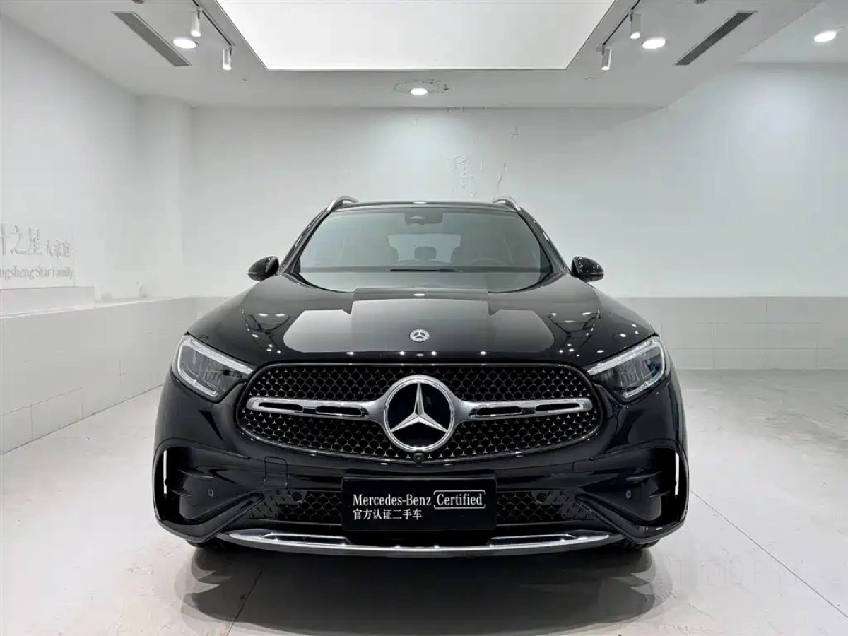 MERCEDES BENZ GLC