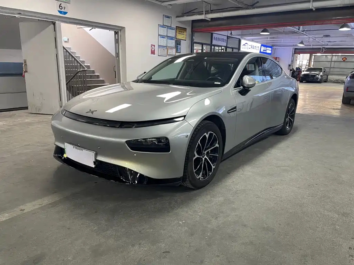 XPENG MOTORS P7  2021