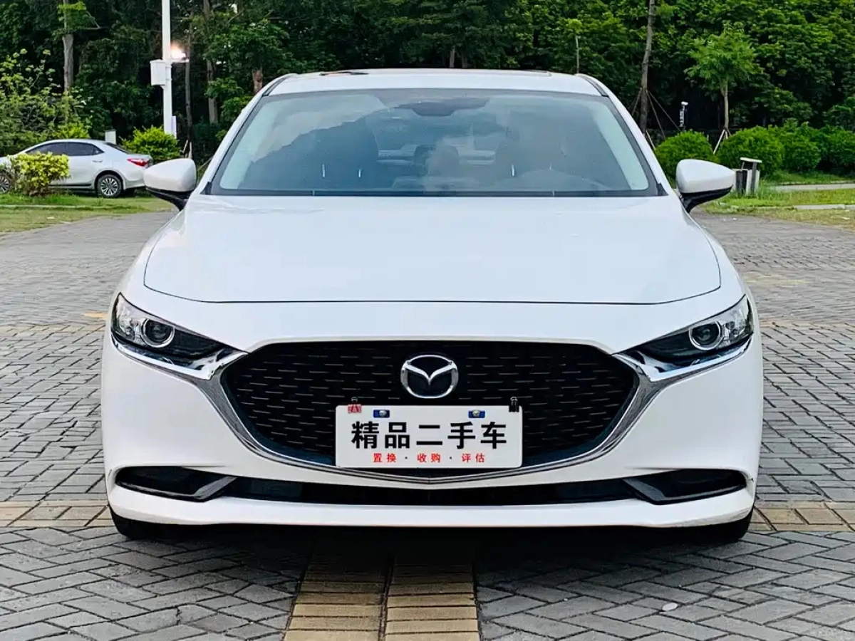 MAZDA 3 AXELA