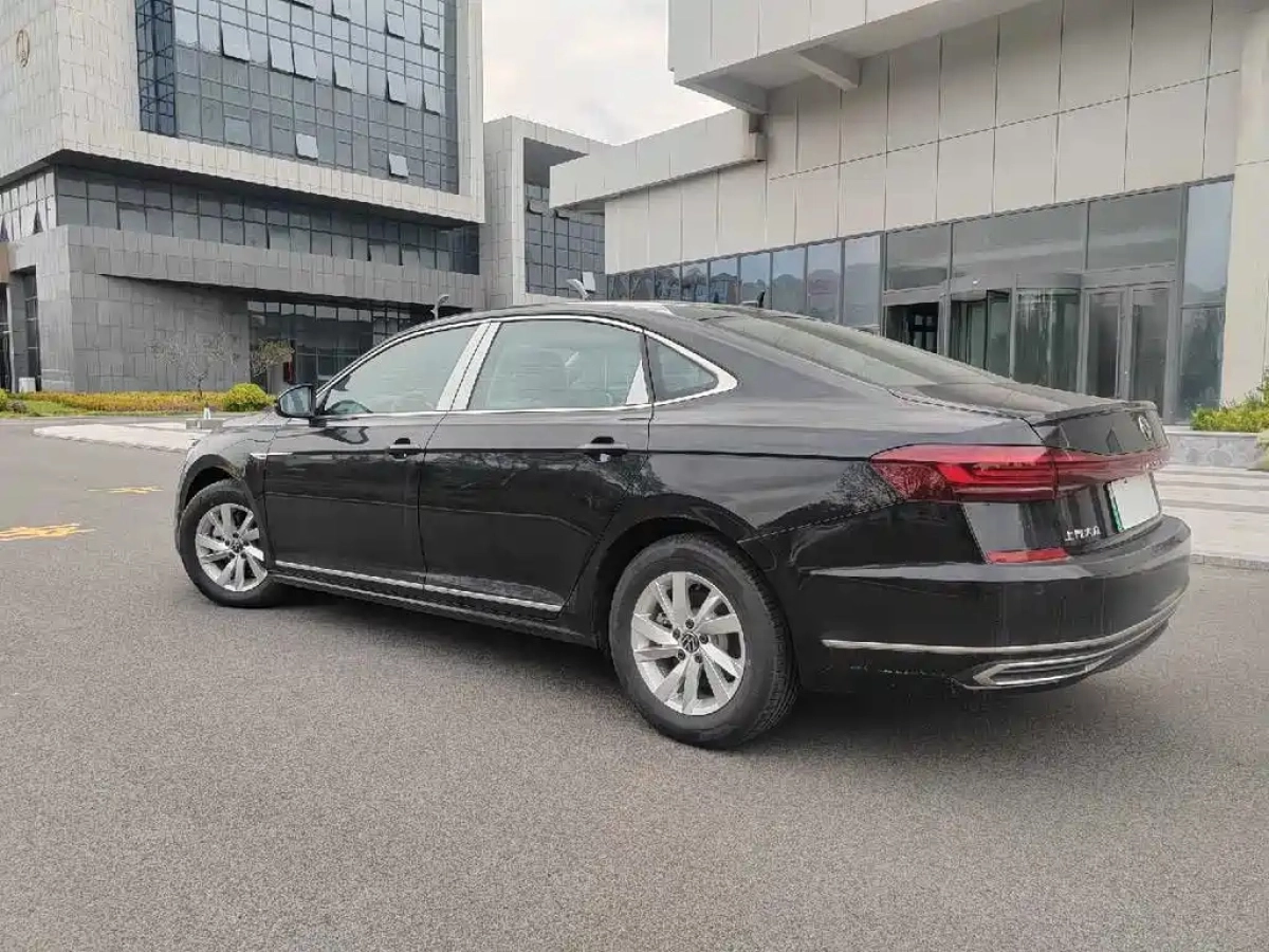 VOLKSWAGEN PASSAT NEW ENERGY