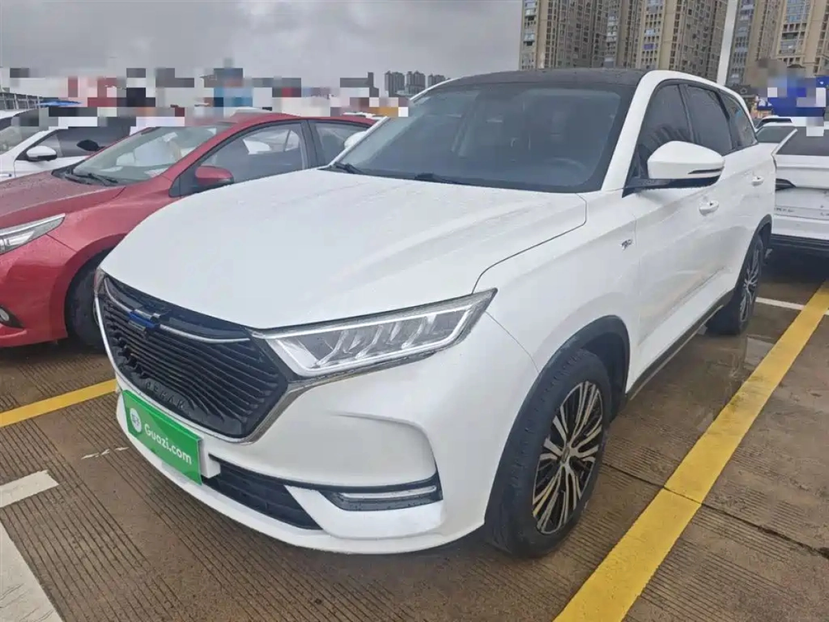 CHANGAN OSHAN X7