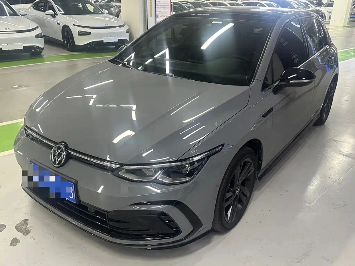 VOLKSWAGEN GOLF