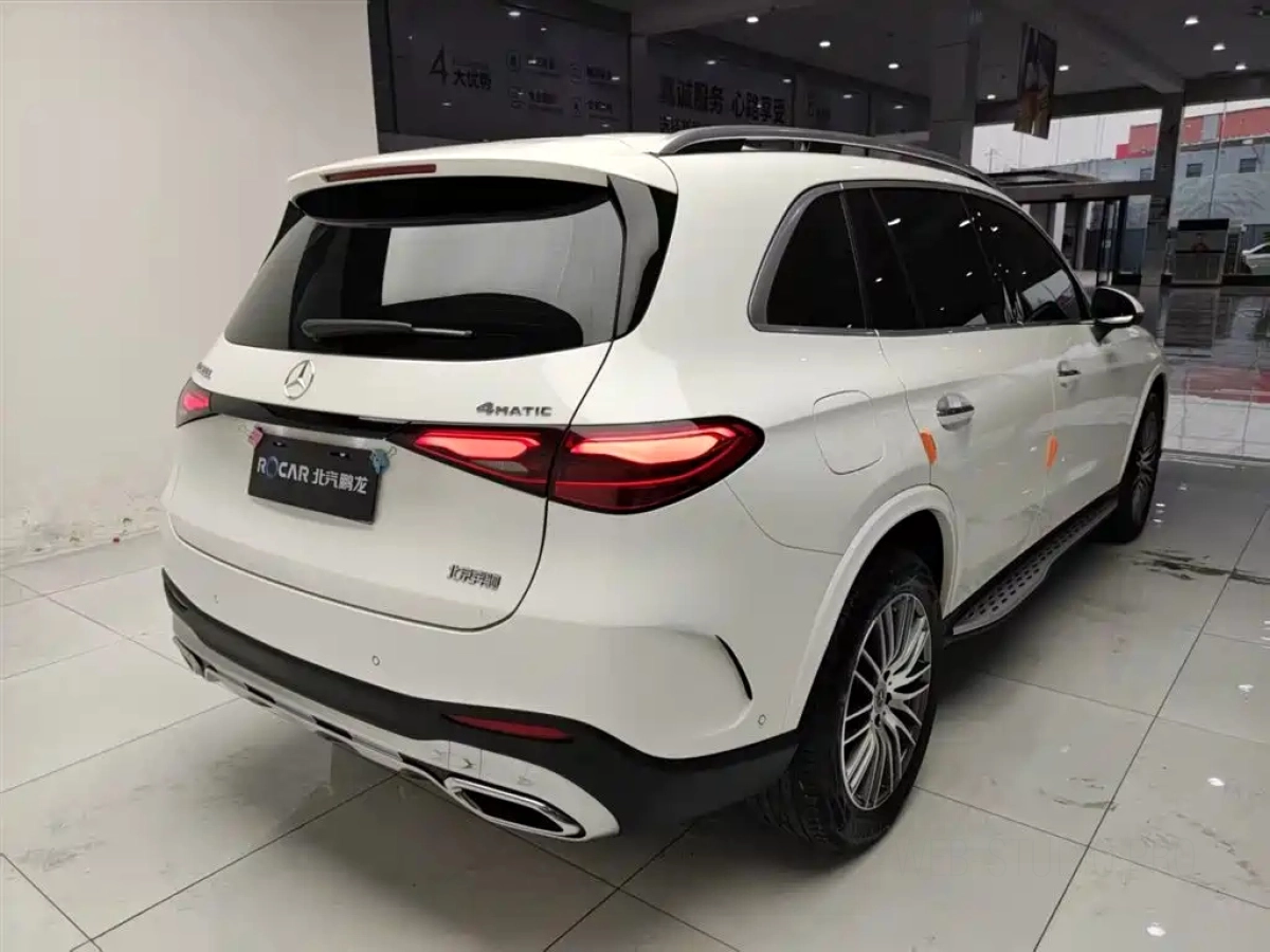 MERCEDES BENZ GLC