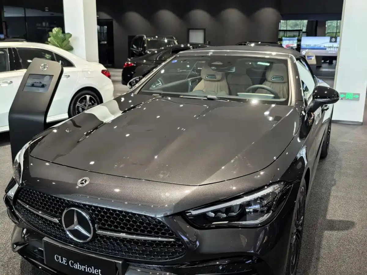 MERCEDES BENZ CLE  2025