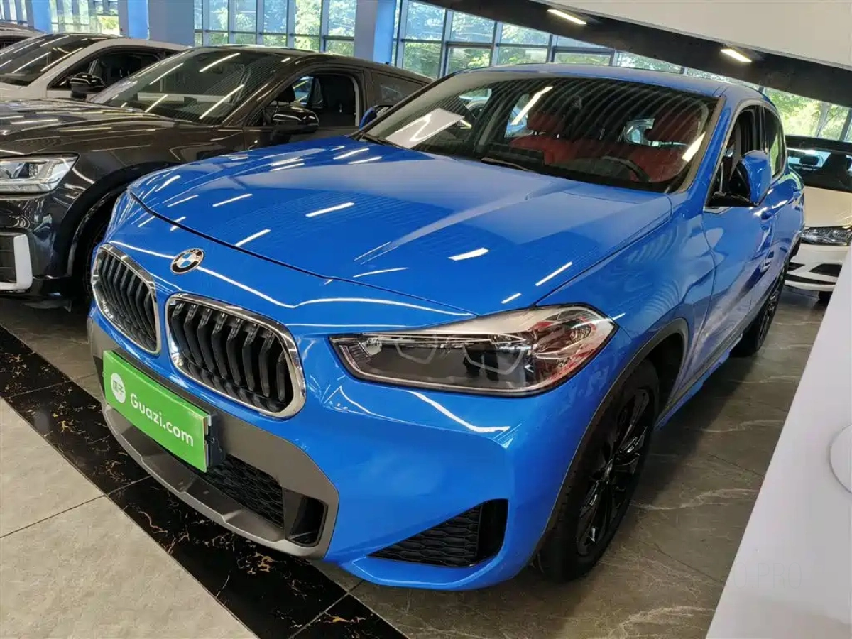 BMW X2