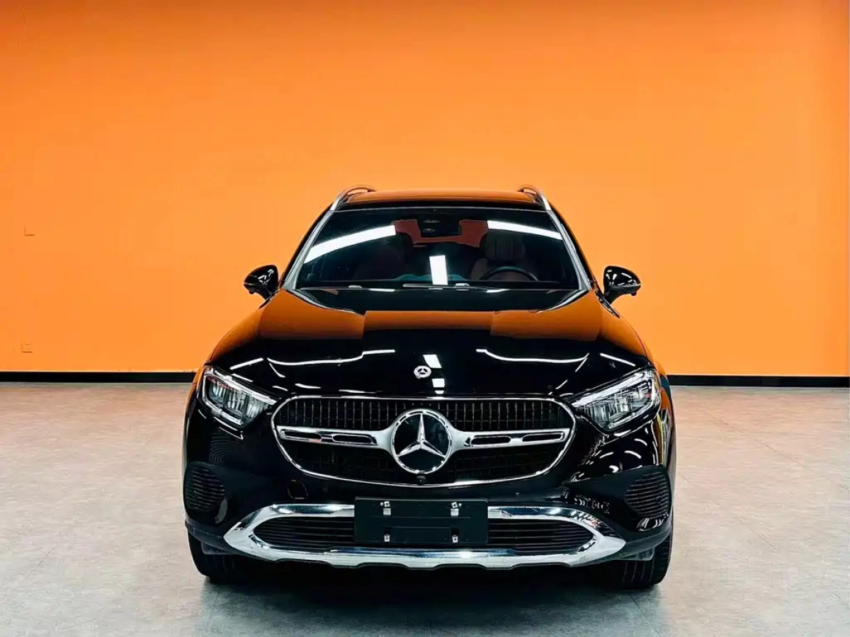 MERCEDES BENZ GLC