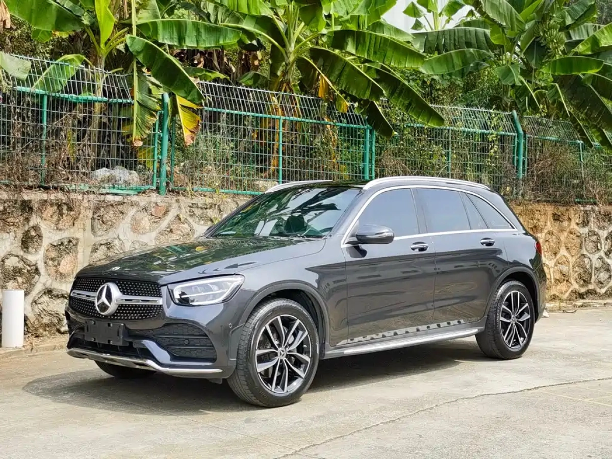MERCEDES BENZ GLC