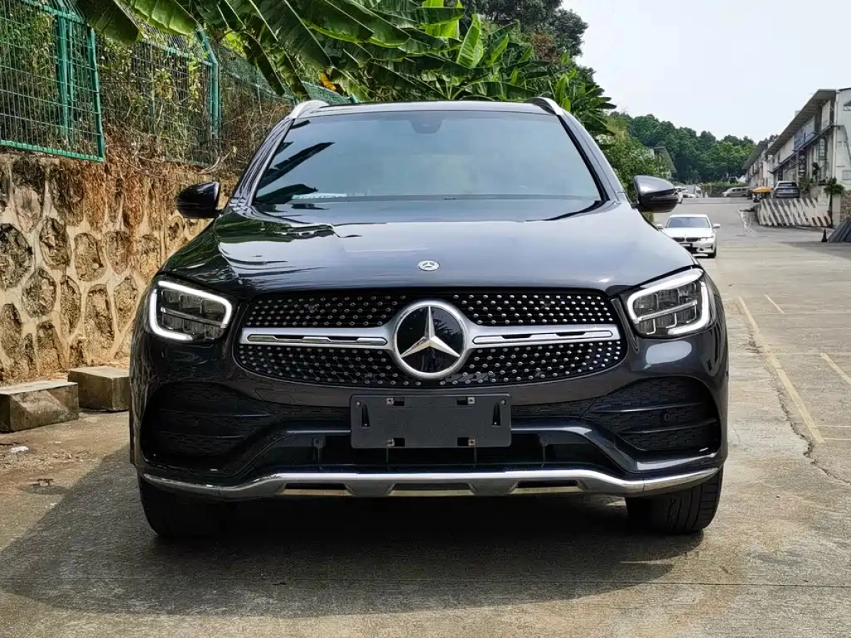 MERCEDES BENZ GLC